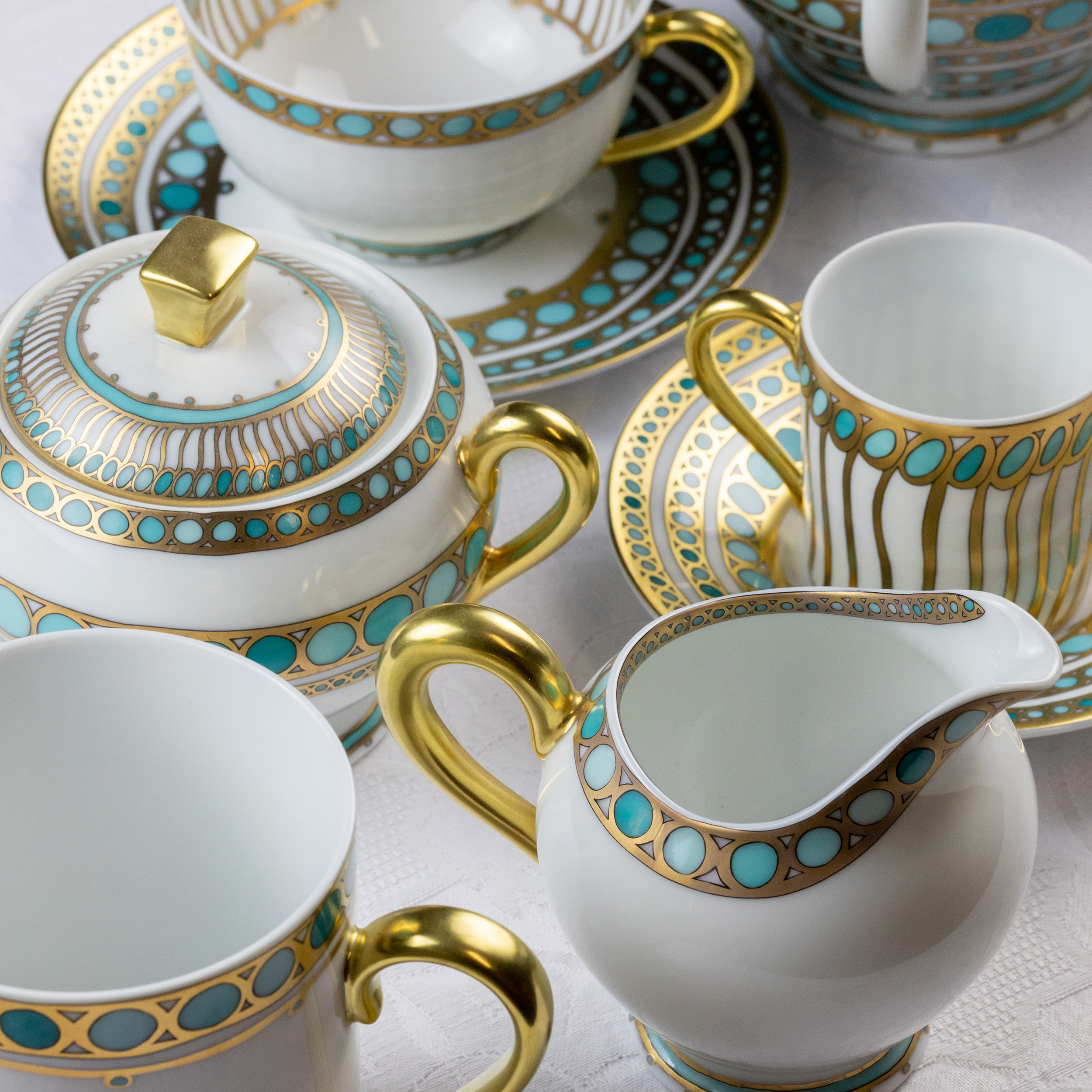 Robert Haviland & C. Parlon, Syracuse Turquoise, Tea cup and