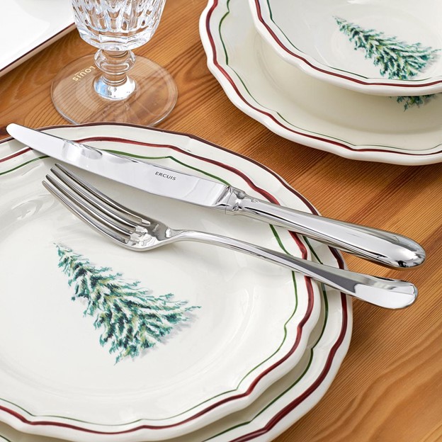 Gien Filet Noël dinnerware collection - MDMAISON